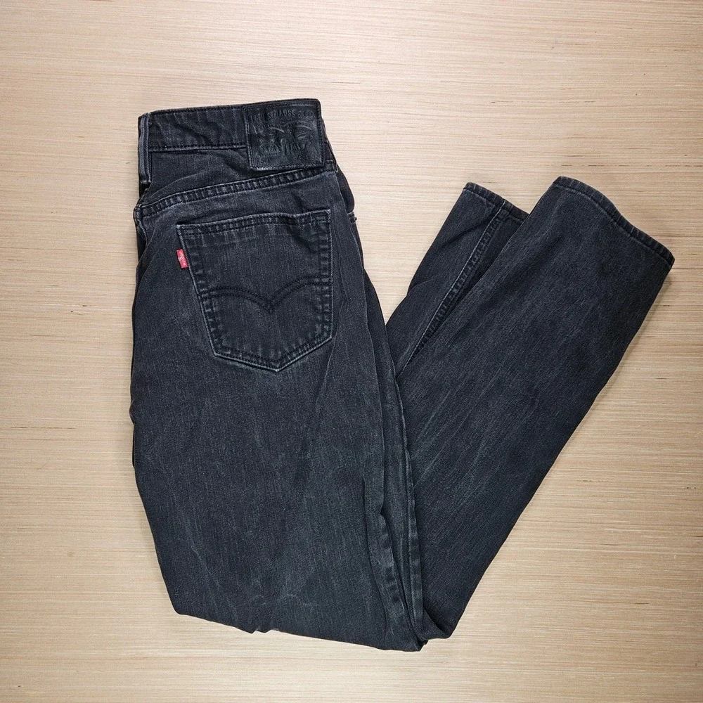 Levi 541 Athletic Fit Jeans Mens 30x32 Fit‎ 30x31 Black Distressed Denim Pants